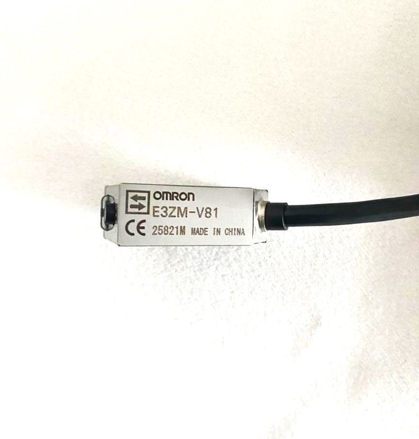 Contrast scanner, E3ZM-V81  5M 