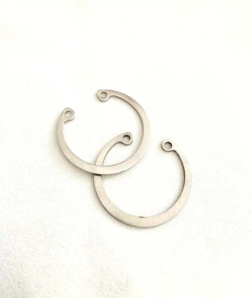 RETAINING RING FOR BORE DIN 472 35 SS